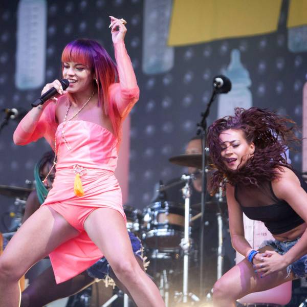 Lily Allen Likes It Up The Butt The Blemish