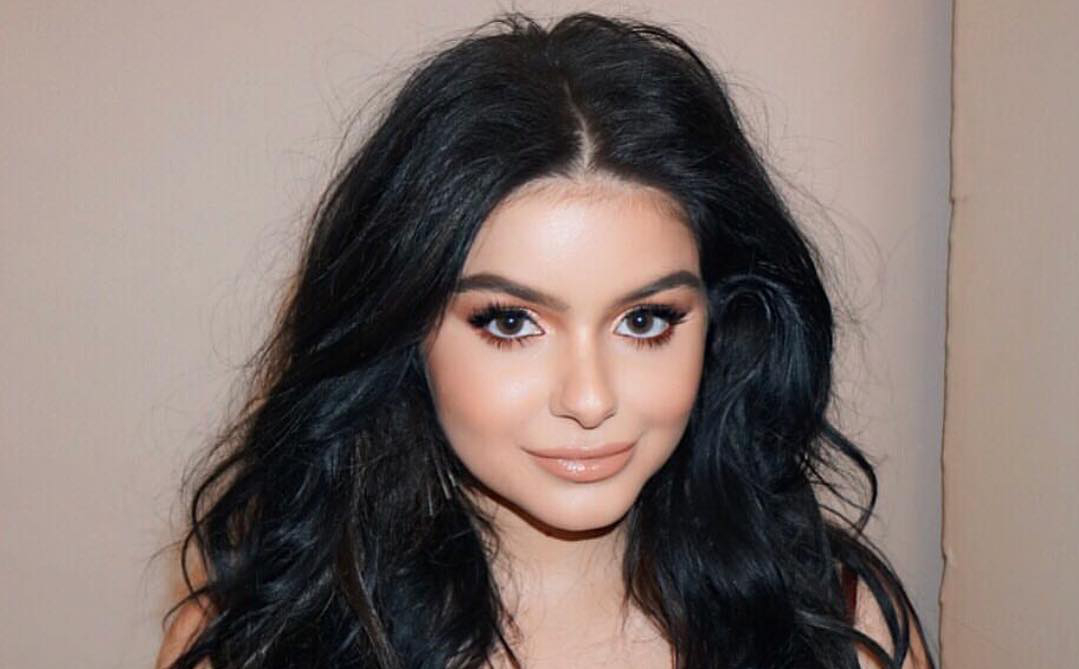 Ariel Winter Shows Plenty of Skin at Coachella | The Blemish