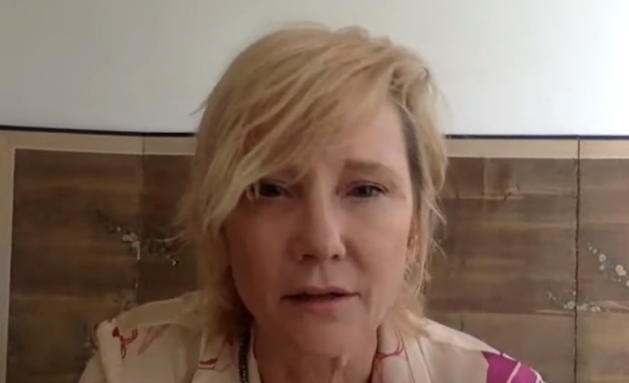 Anne Heche Nearly Burned Alive - Vimarsana News